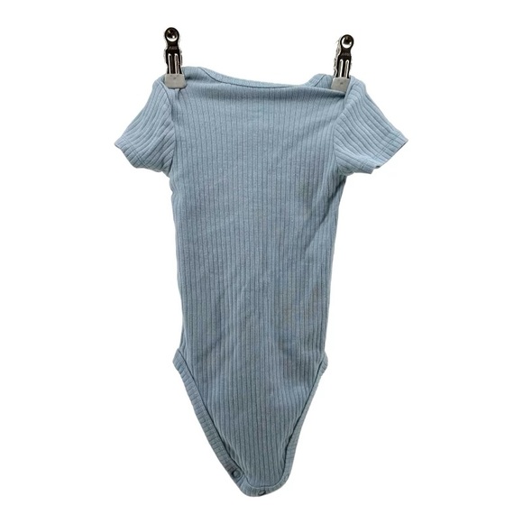 Carter’s | 6M Blue Ribbed Onesie - Picture 2 of 11